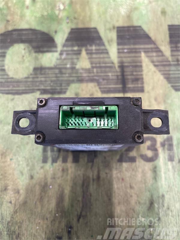 Volvo  ECU 20848526 Componentes electrónicos