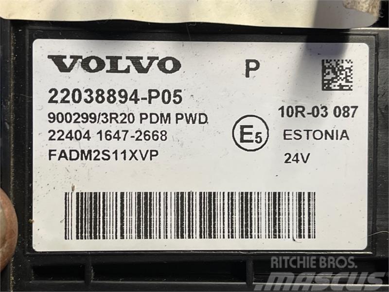 Volvo  ECU 22038894 Componentes electrónicos