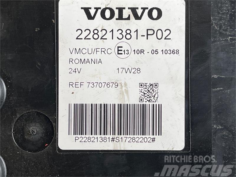 Volvo  ELECTRONIC VMCU FRC 22821381 Componentes electrónicos