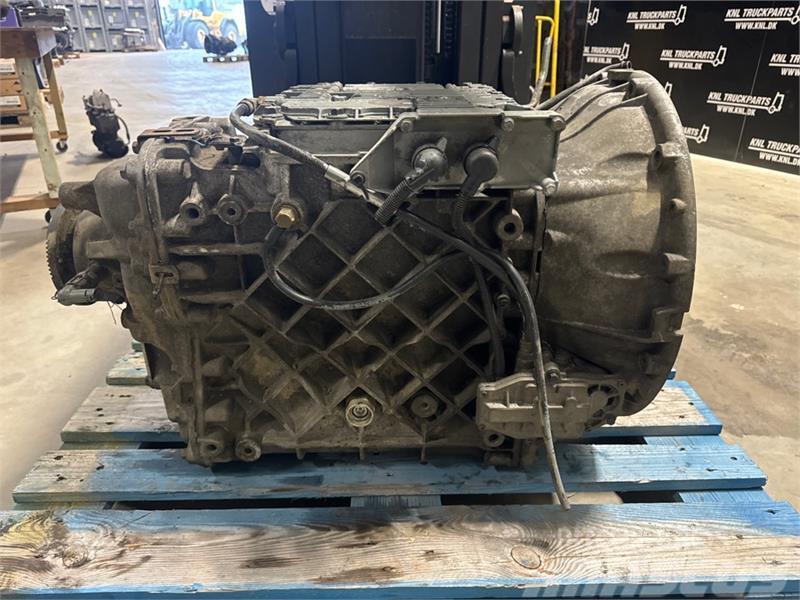 Volvo  GEARBOX AT2512C // 3190398 Cajas de cambios