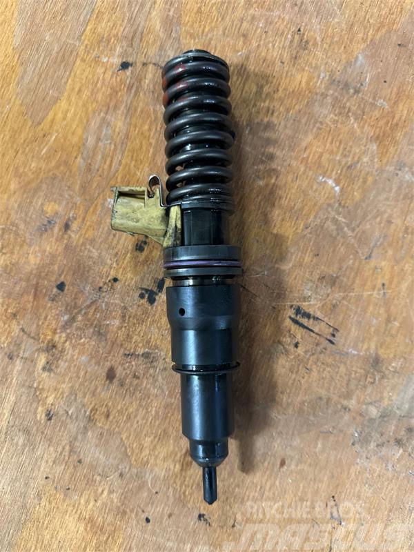 Volvo  INJECTOR 21977918 Otros componentes