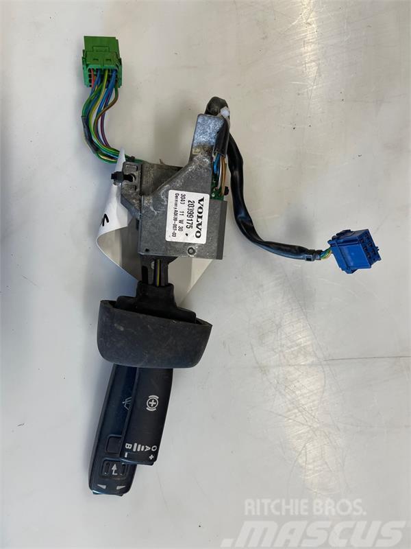 Volvo  STEERING SWITCH, RETARDER CONTROLLER 2039917 Componentes electrónicos