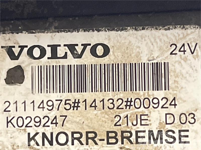 Volvo  VALVE 21114975 Radiadores