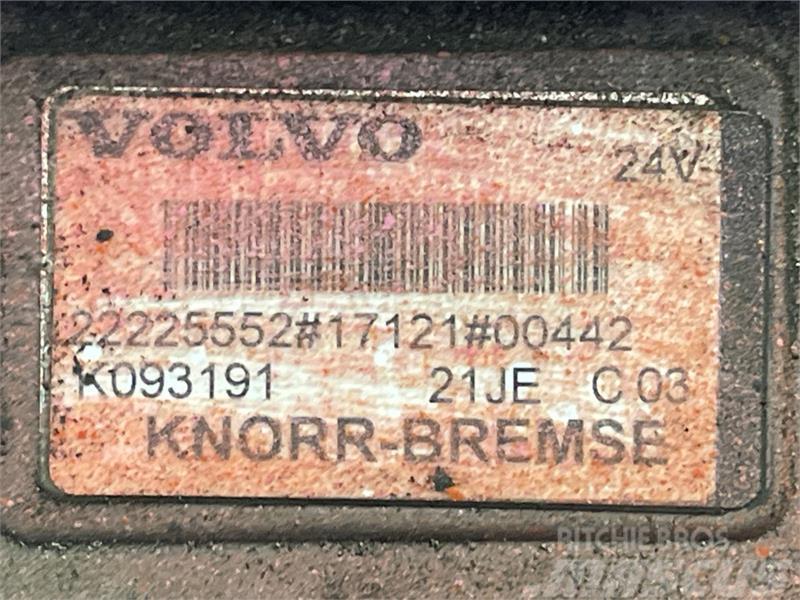 Volvo  VALVE 22225552 Radiadores