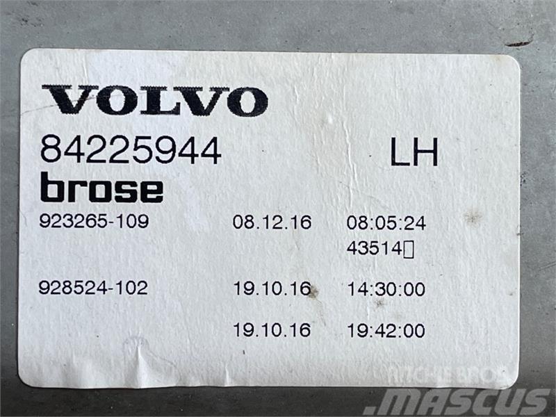 Volvo  WINDOW MEKANISME 84225944 Otros componentes