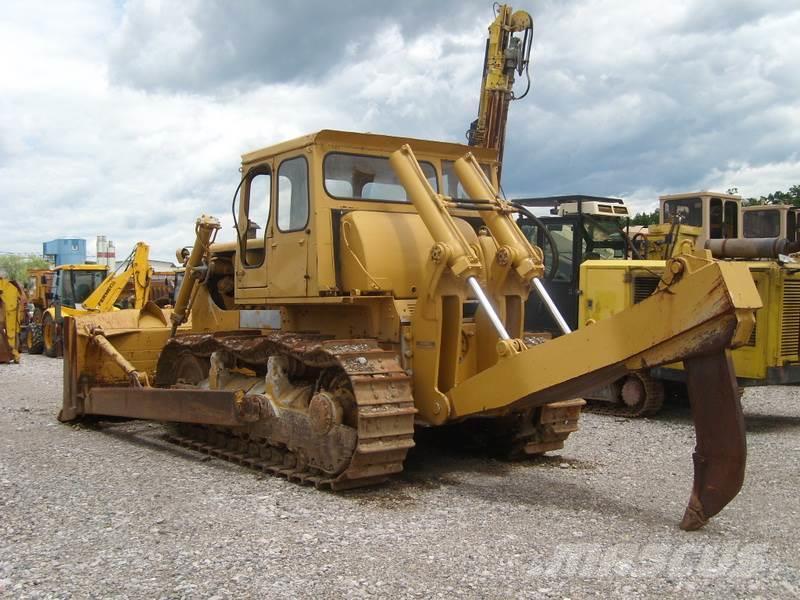 CAT D8H Buldozer sobre oruga