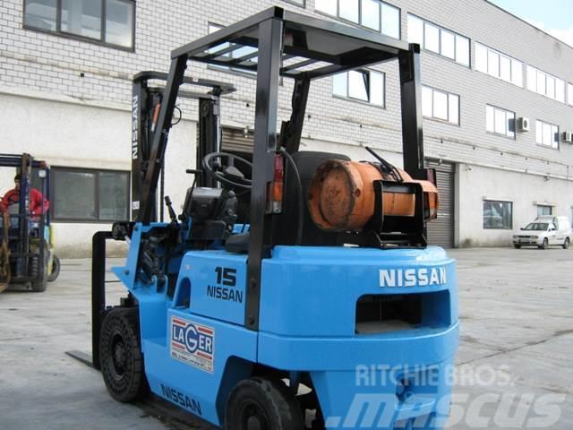 Nissan NJ01A15 Camiones LPG