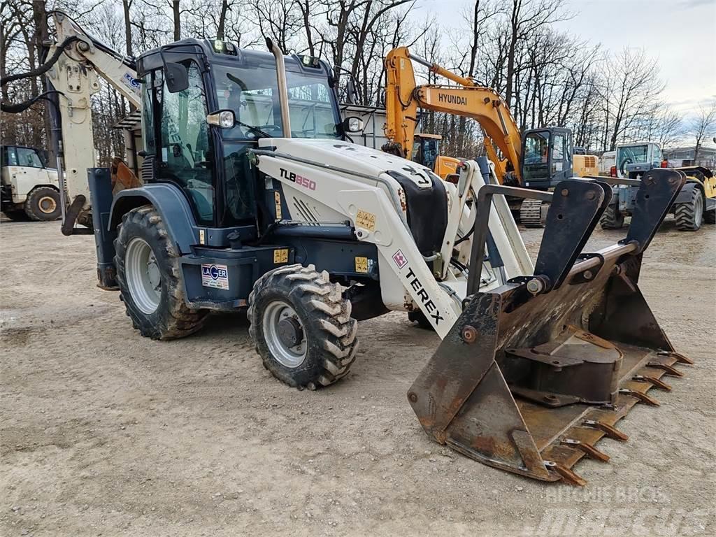 Terex TLB850SM Retrocargadoras