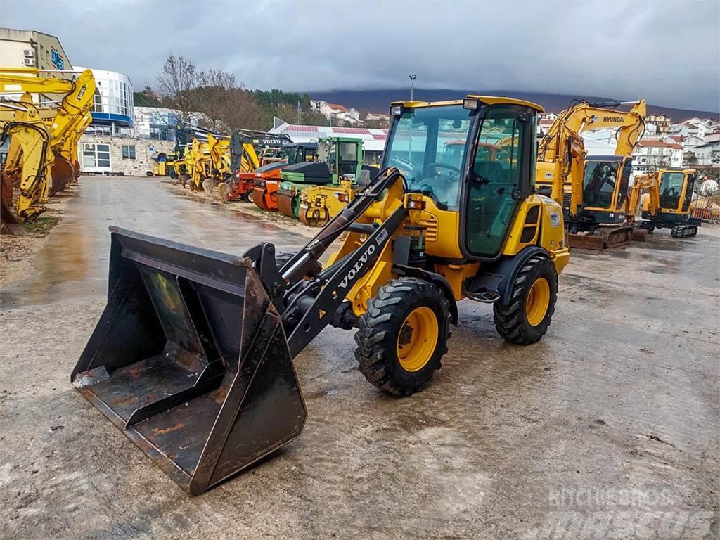 Volvo L25F Otros