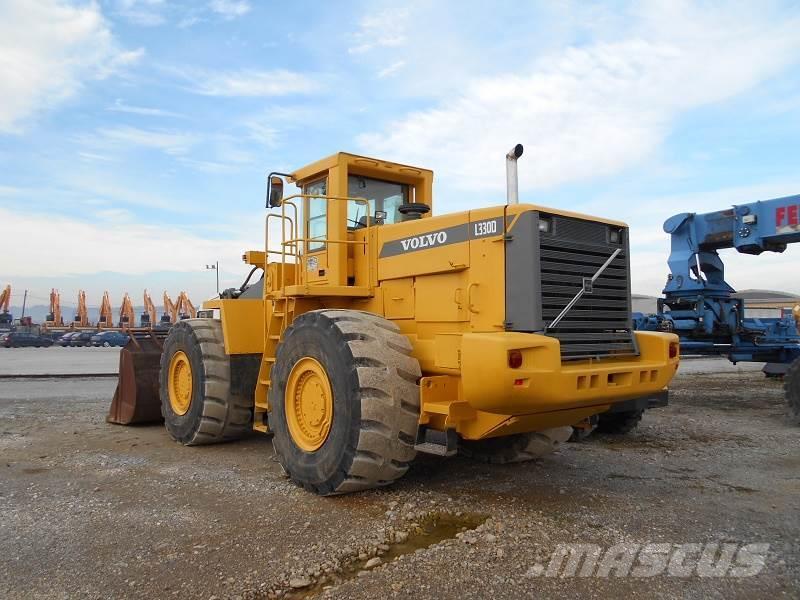 Volvo L330D Cargadoras sobre ruedas