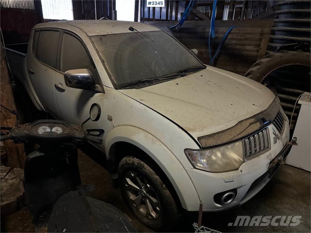 Mitsubishi L200 Otros