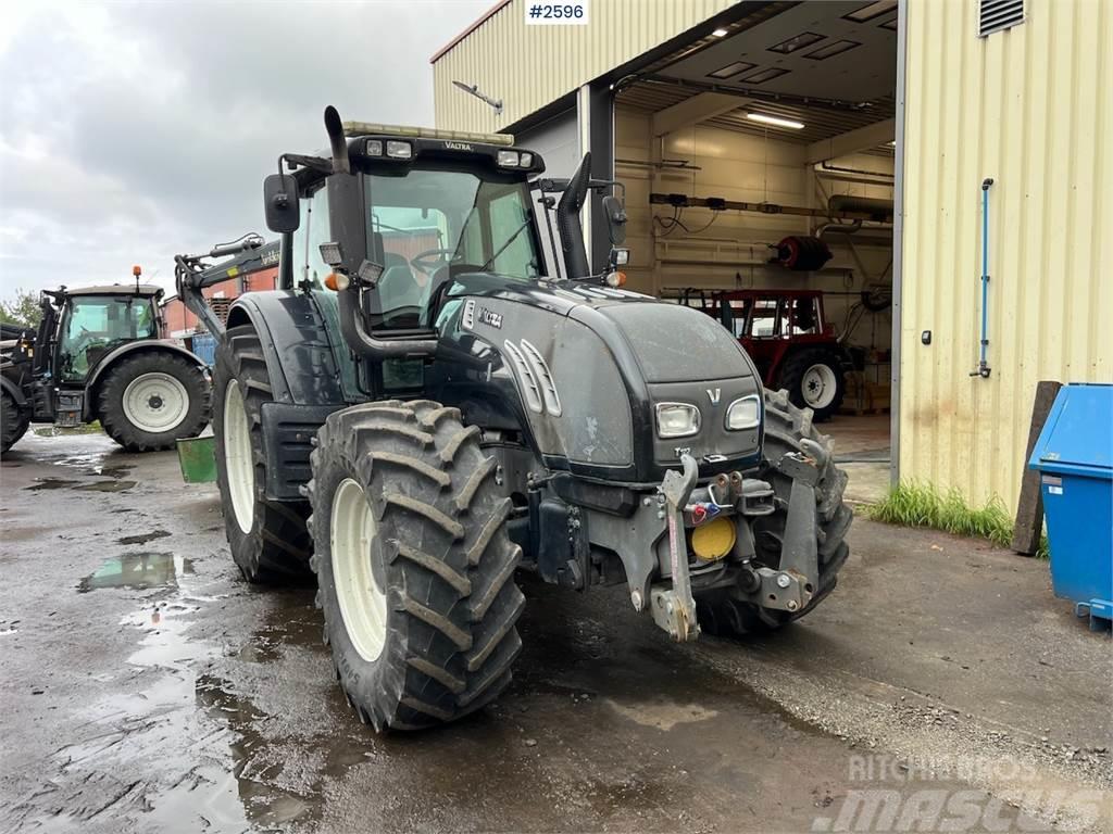 Valtra T182 Tractores