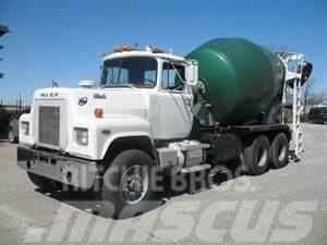 Mack RS686LS Otros camiones