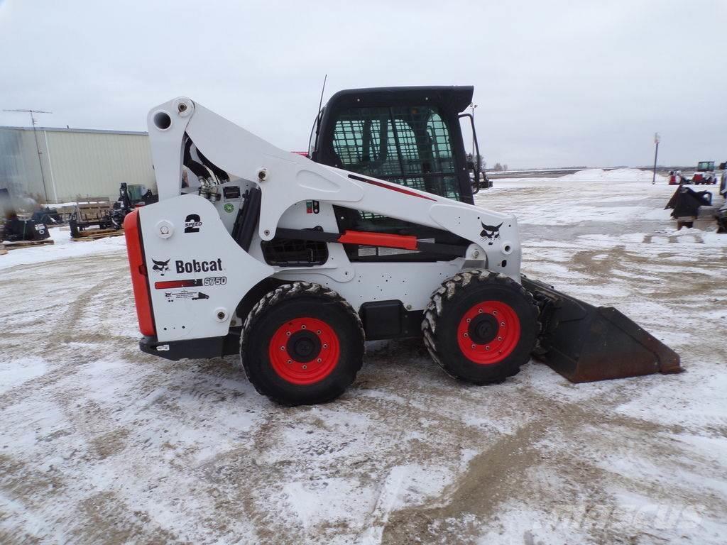 Bobcat S750 Otros