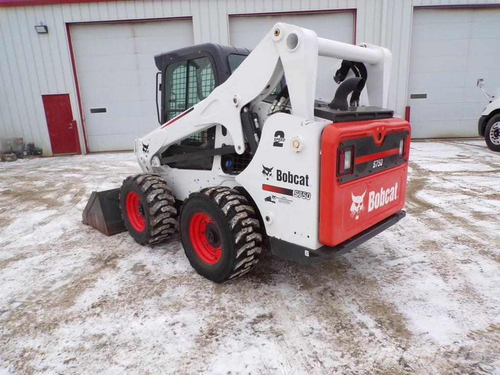 Bobcat S750 Otros