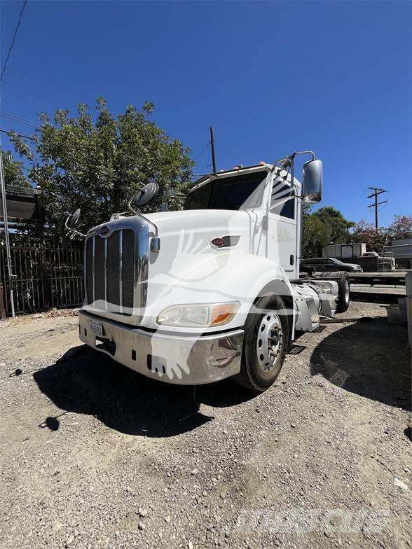 Peterbilt 384 Camiones tractor