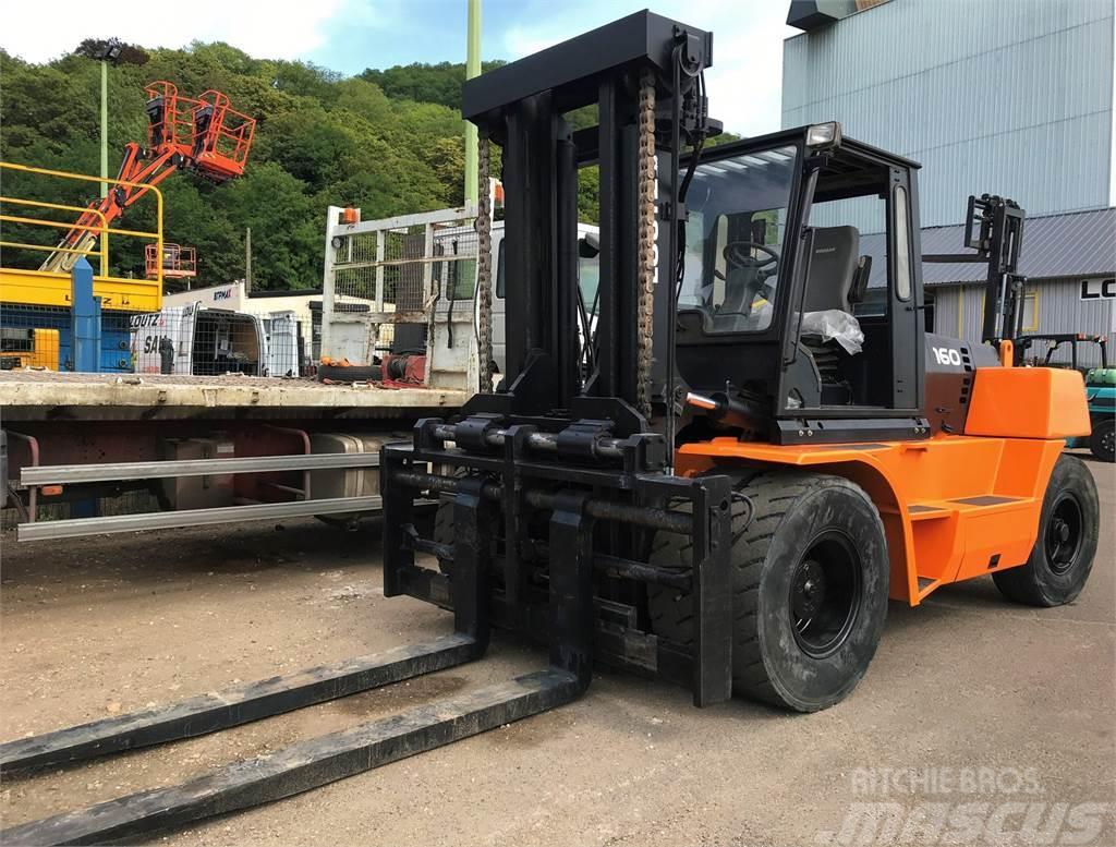 Doosan DL160 Camiones diesel