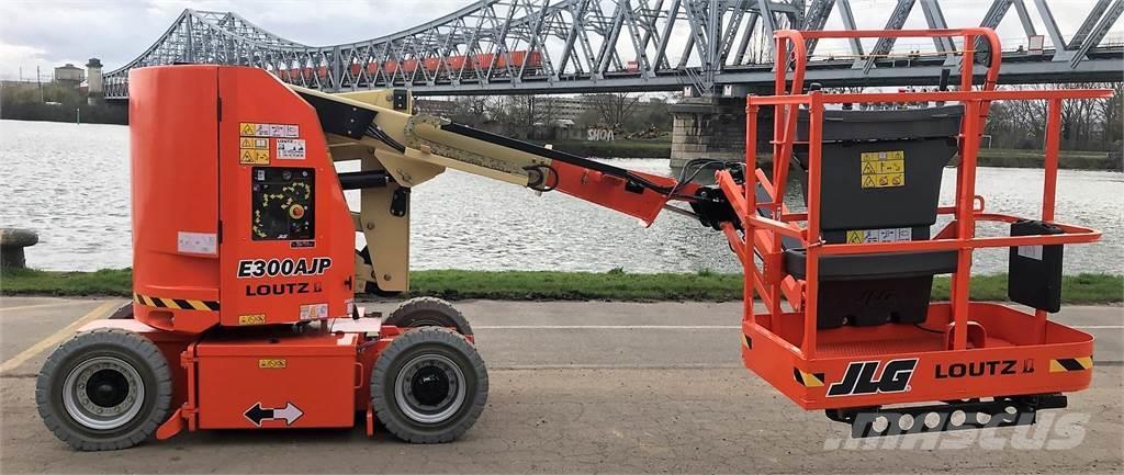 JLG E300AJP Otras plataformas elevadoras