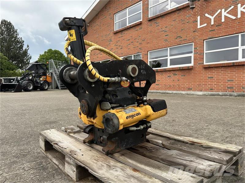 Engcon EC206 Volteadoras