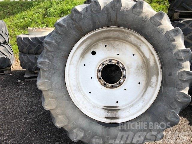 Trelleborg 580/70R42 Ruedas