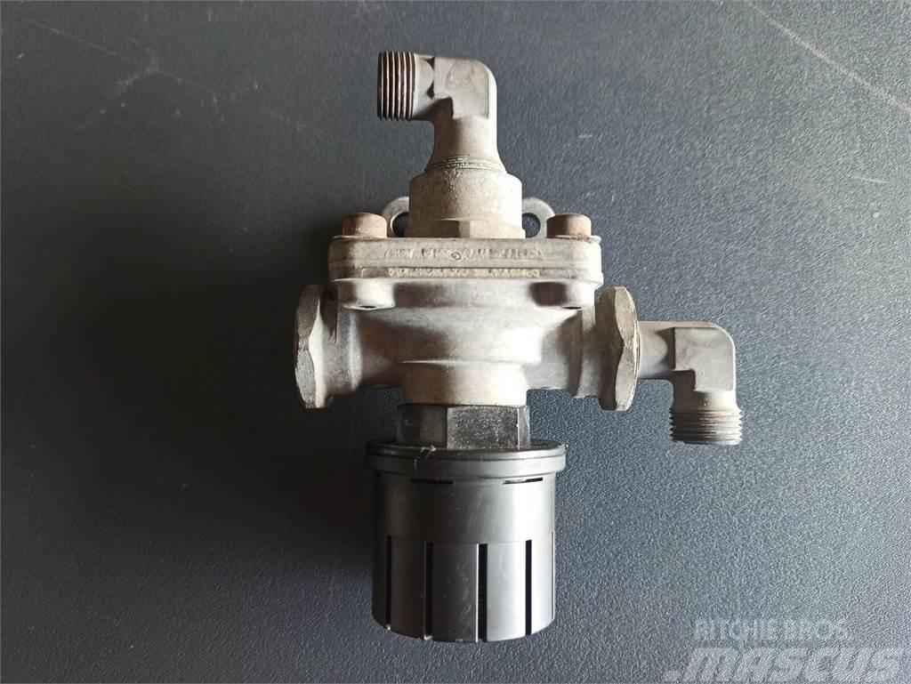 Scania PNEUMATIC VALVE 1422152, 371574 Otros componentes