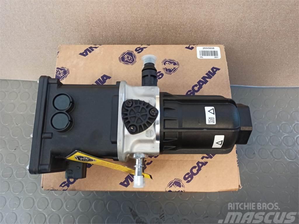 Scania REDUCTANT PUMP 2695808 Otros componentes