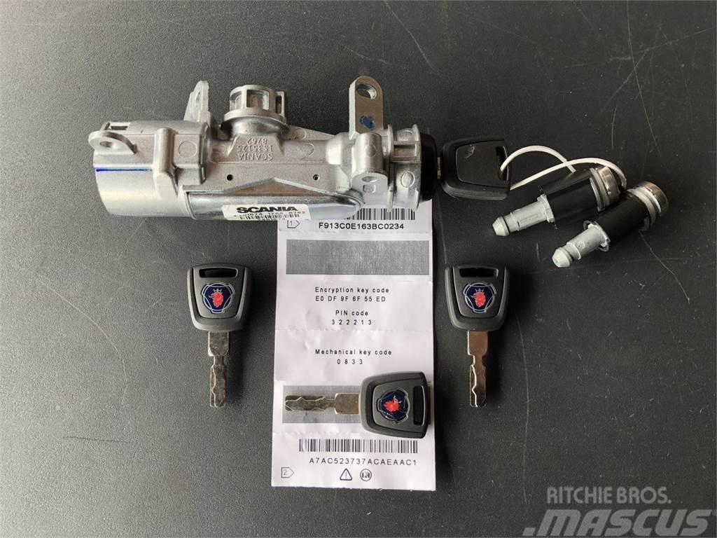 Scania STEERING STARTER LOCK 2487306 Componentes electrónicos