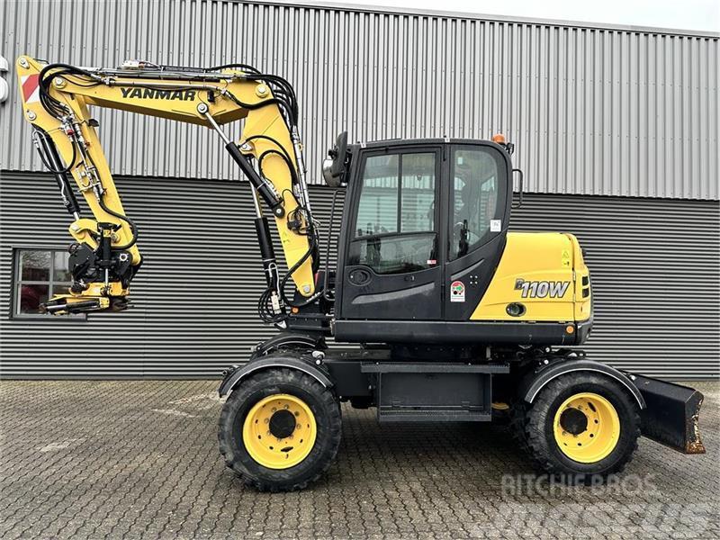 Yanmar B110W Excavadoras de ruedas