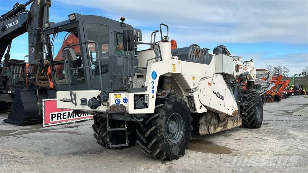 Wirtgen WR2000 Otros camiones