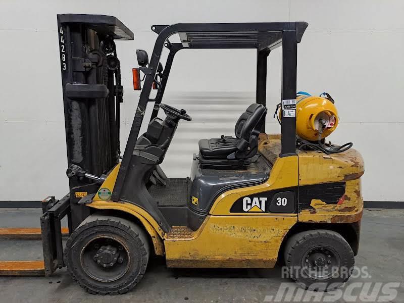 CAT GP30NT Camiones LPG