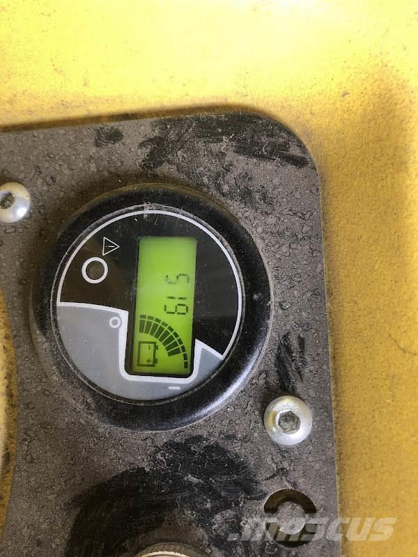 Hyster LO2.0 Montacargas recogepedidos de media altura