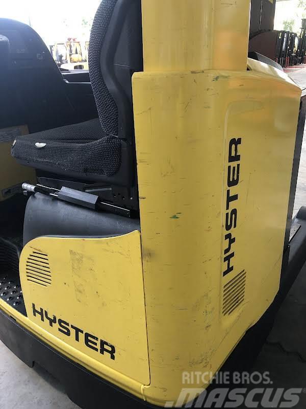 Hyster R1.6HD Montacargas de alcance de gran altura