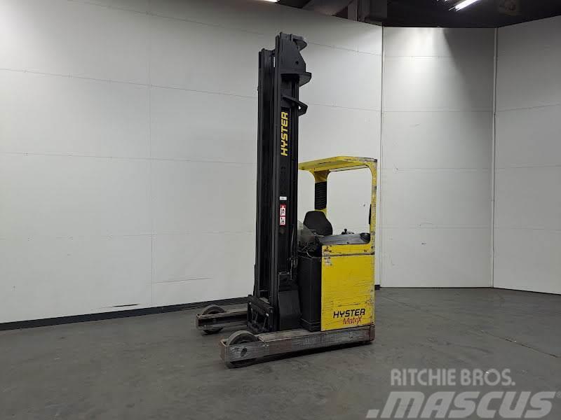 Hyster R1.6H Montacargas de alcance de gran altura