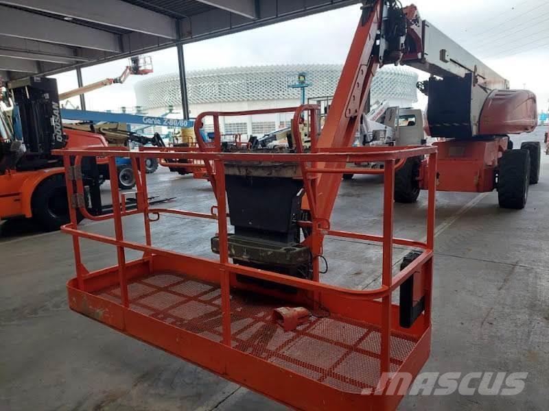 JLG 1250AJP Plataformas con brazo de elevación manual