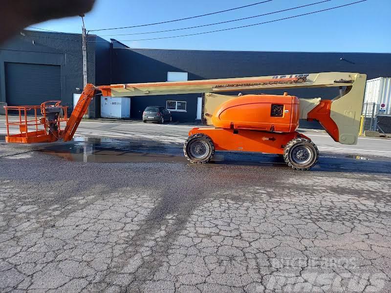 JLG 800AJ Plataformas con brazo de elevación manual