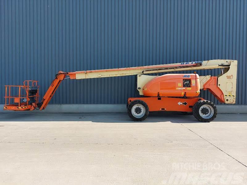 JLG 800AJ Plataformas con brazo de elevación manual