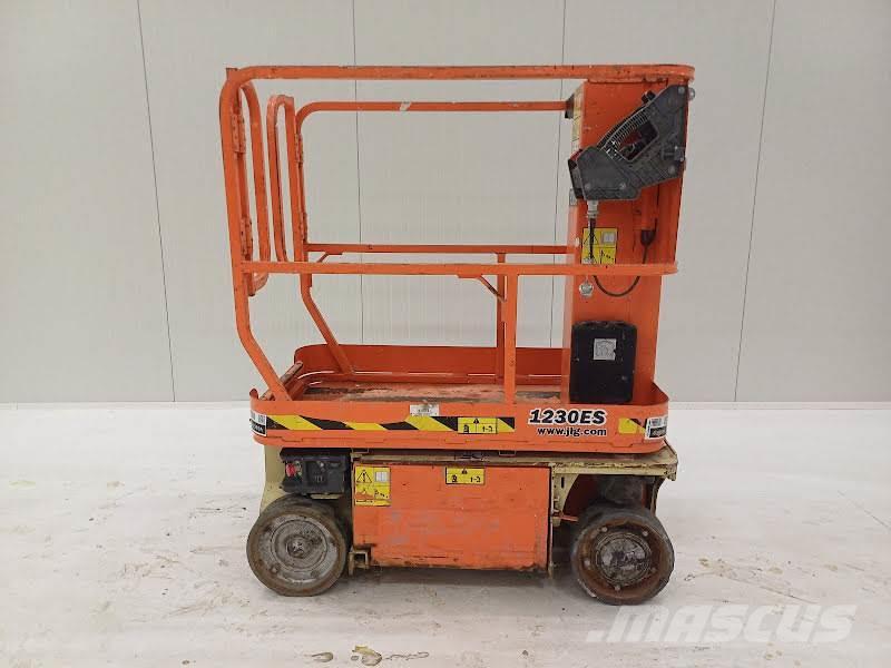 JLG 1230ES Plataformas con jaula de elevación