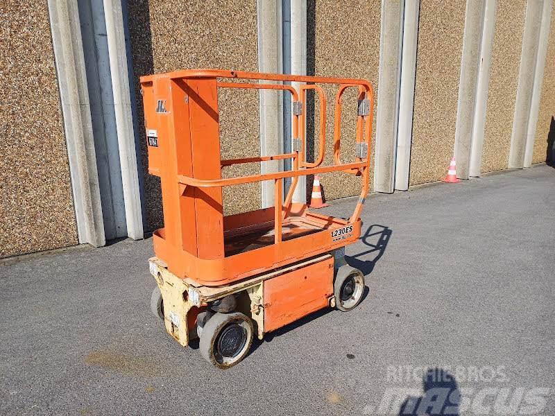 JLG 1230ES Plataformas con jaula de elevación