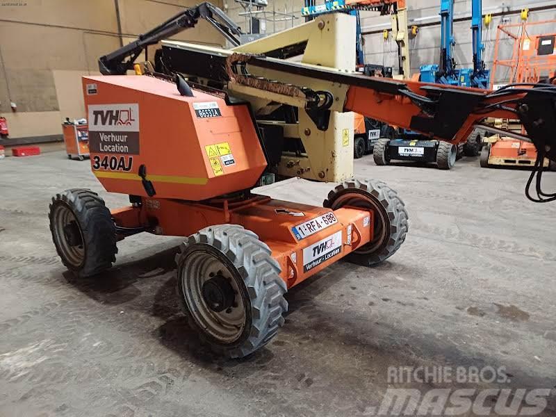 JLG 340AJ Plataformas con brazo de elevación manual