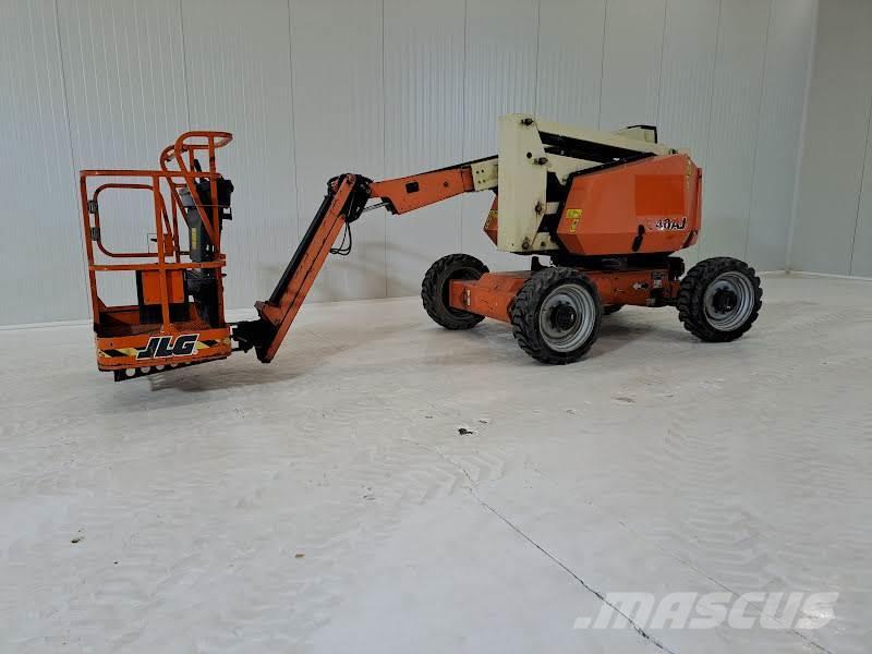 JLG 340AJ Plataformas con brazo de elevación manual