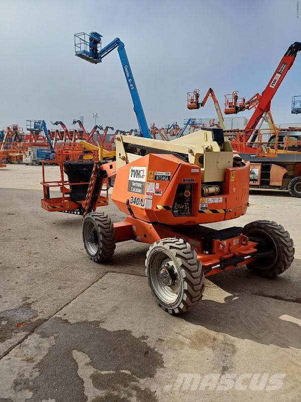 JLG 340AJ Plataformas con brazo de elevación manual