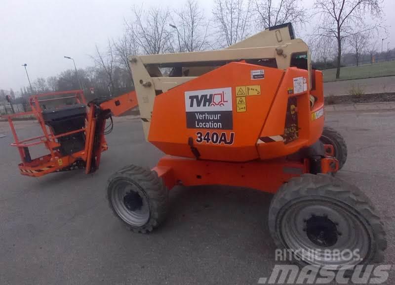 JLG 340AJ Plataformas con brazo de elevación manual