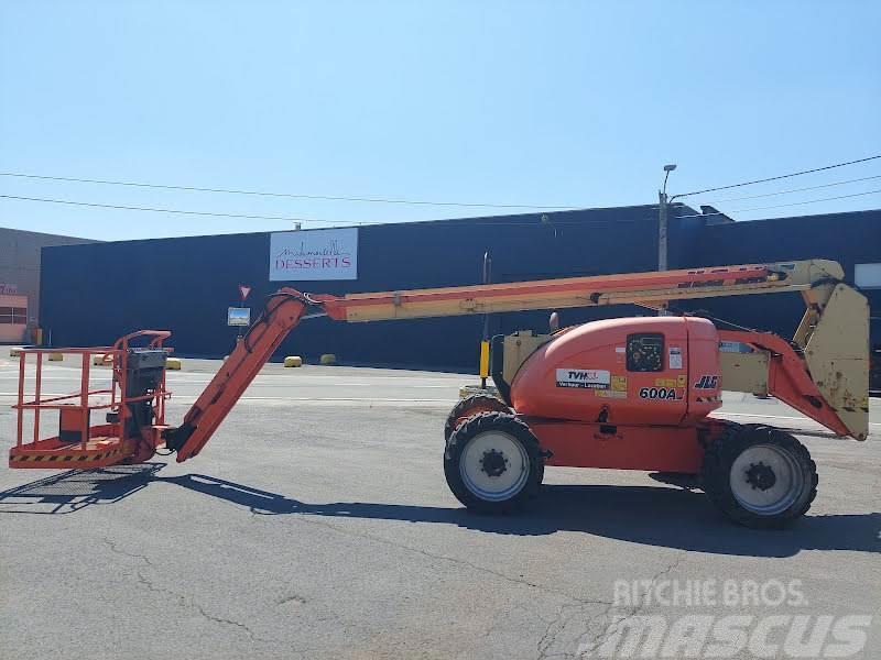 JLG 600AJ Plataformas con brazo de elevación manual