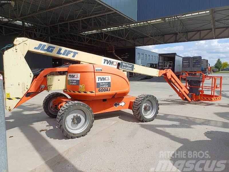 JLG 600AJ Plataformas con brazo de elevación manual