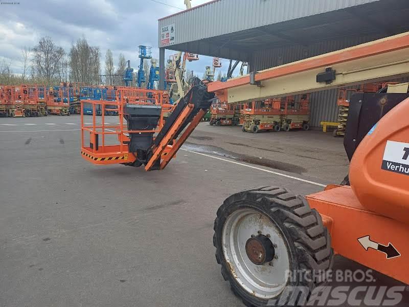 JLG 600AJ Plataformas con brazo de elevación manual