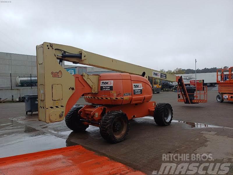 JLG 800AJ Plataformas con brazo de elevación manual