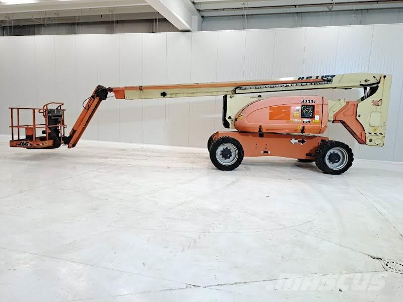 JLG 800AJ Plataformas con brazo de elevación manual