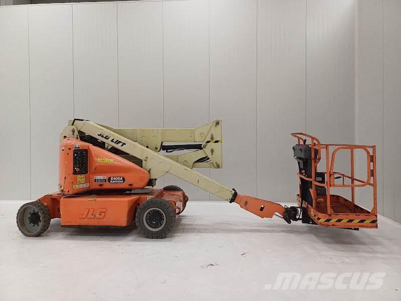 JLG E400AN Plataformas con brazo de elevación manual