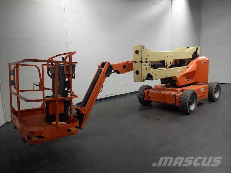 JLG E450AJ Plataformas con brazo de elevación manual