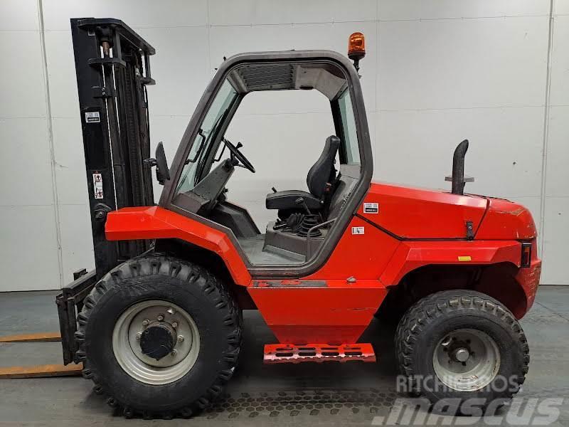 Manitou MC30 Camiones diesel